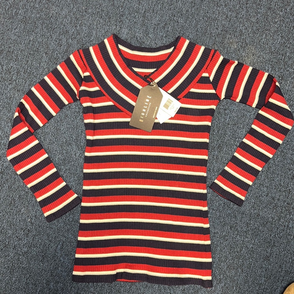 Highline Collective top Medium NWT